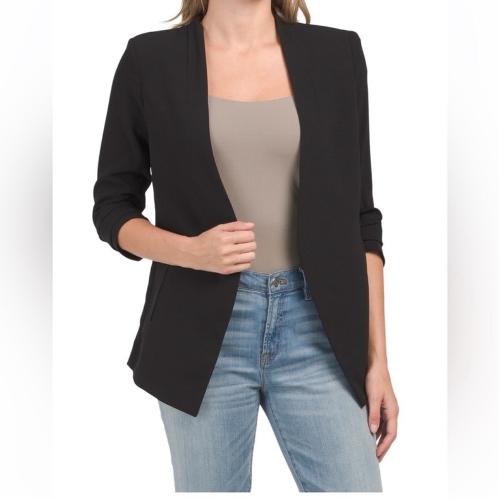 🎉LAST PIECE🎉RACHEL ZOE Regular Size
Power Blazer‎ - Picture 2 of 9